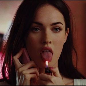 Meet your Posher, Phoebe